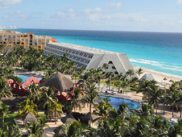 Oasis Cancun Lite Spring Break 